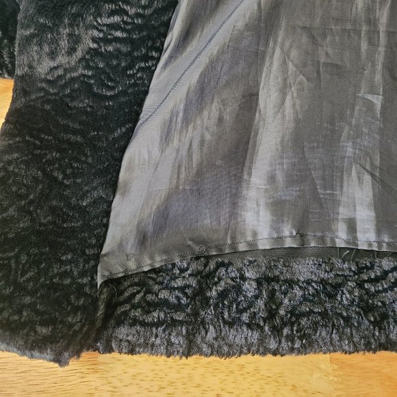 Vintage Black Coat with Fur Collar Granny Chic - Picture 9 of 12